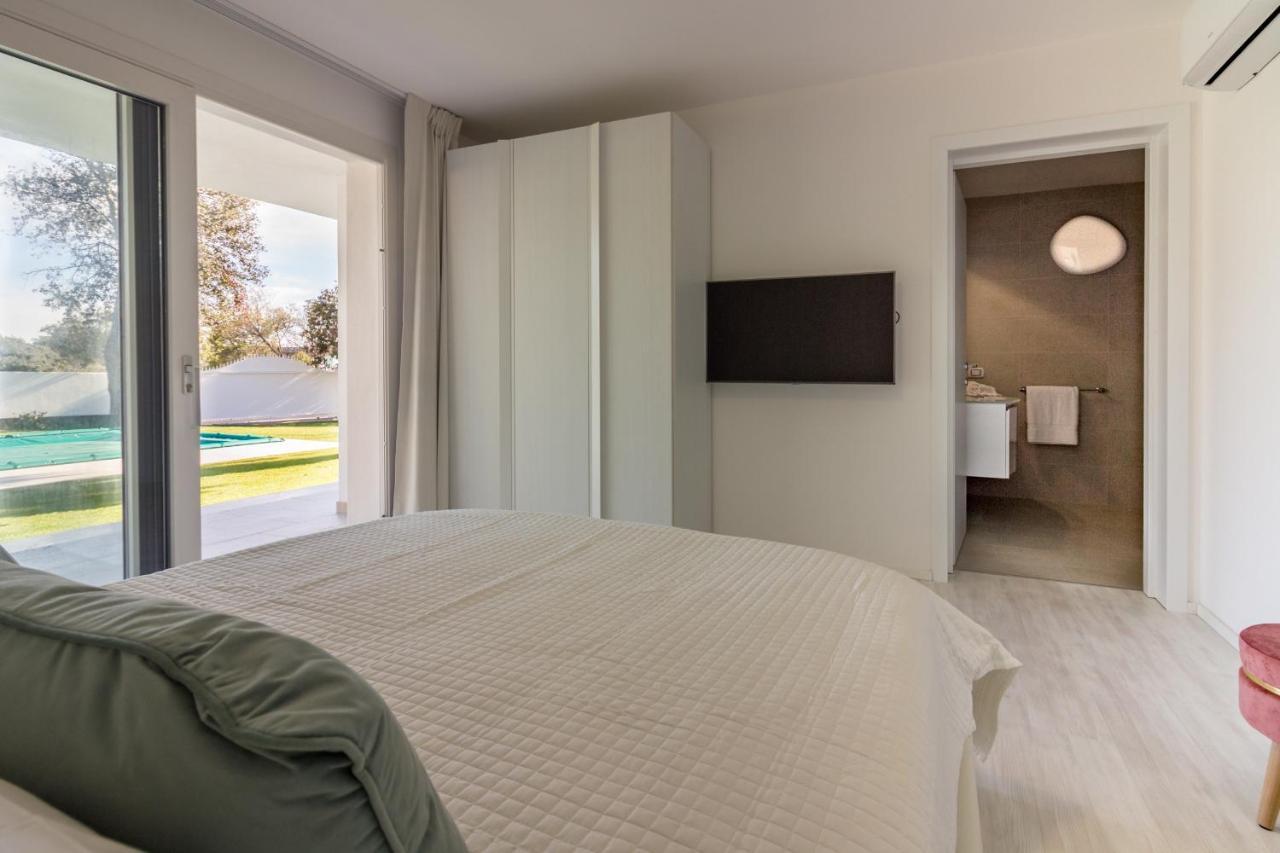 Double Room Pool View