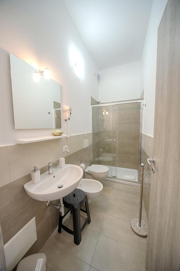 Quadruple Room with Balcony,1117142550:JPEG