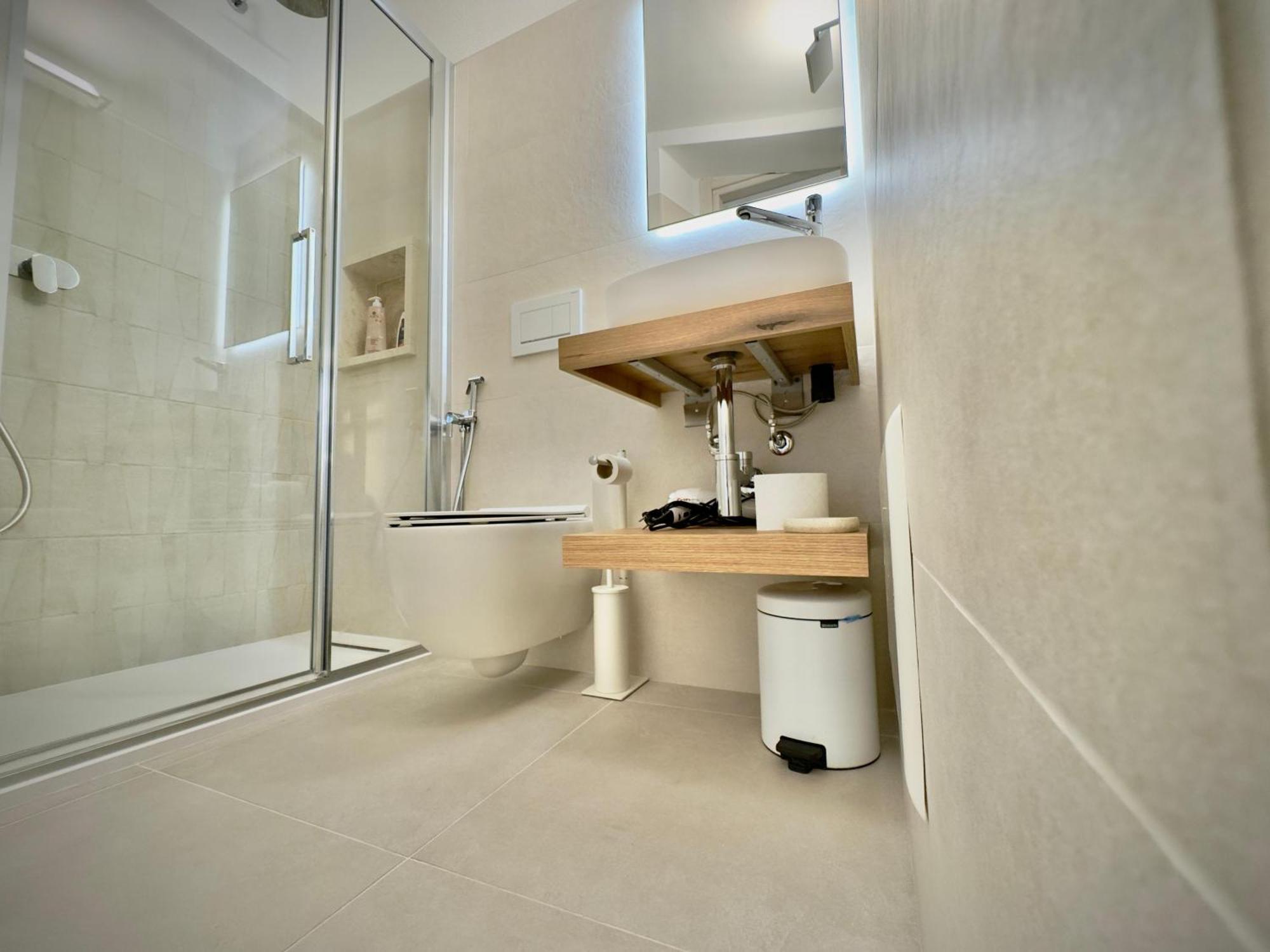 Camera Matrimoniale con Bagno Privato