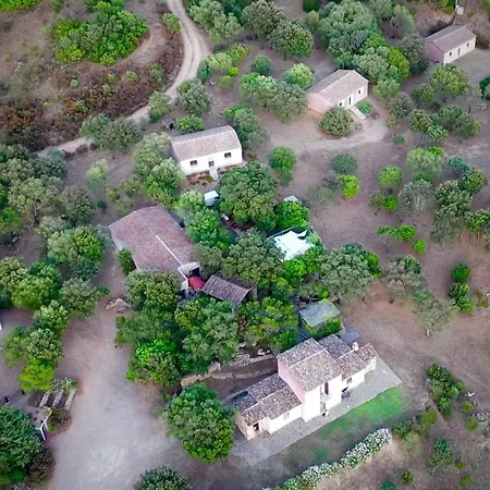 Li Paduleddi Country Guest House-2