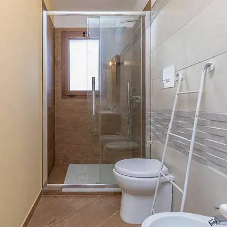 Casa Sharon appartamento vista mare ad Olbia-2